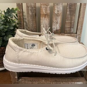 Hey Dude Women's Wendy Star Snowcap Shoes Size 7